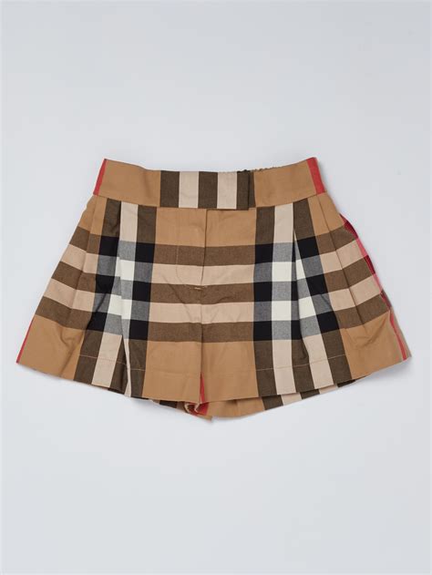 Gonne BURBERRY da Bambina su Vestiaire Collective.